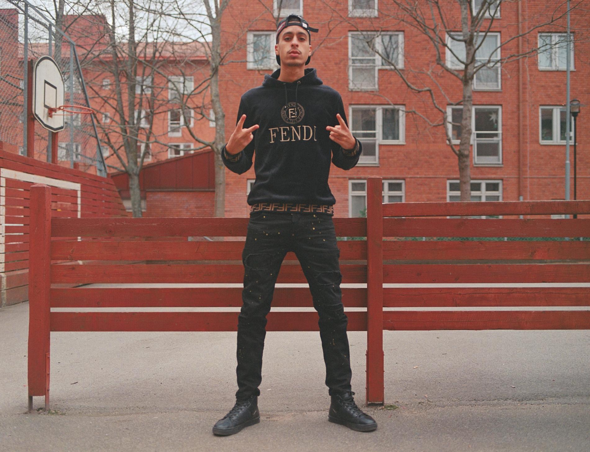 Macky: Om vikten i att sprida bra budskap i sin musik - Dopest