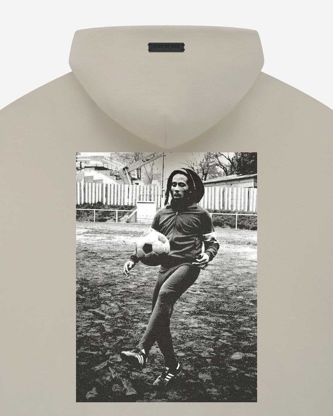 fear of god athletics × bobmarley Tシャツ - starrvybzonline.com